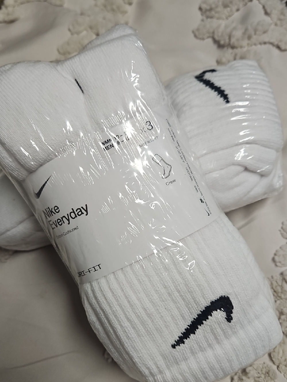 Nike Everyday Crew Socks - White with Black Swoosh (3-Pack) X2